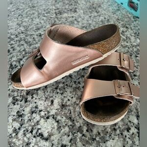 Girls Rose Gold Birkenstocks Double Strap Sandals. Size 33